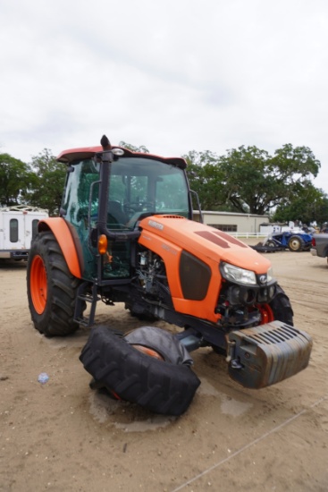 Kubota M5 111 Cab 4x4