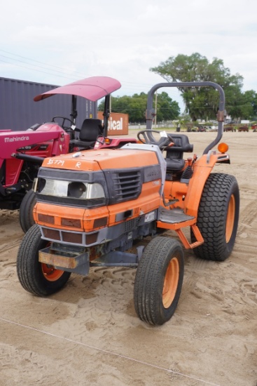 Kubota L3010