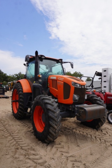 Kubota M7/152 Cab 4x4