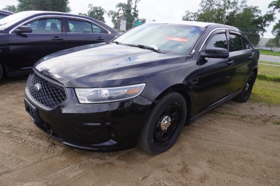 Ford Taurus White 2018
