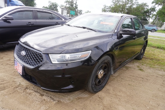 Ford Taurus White 2018