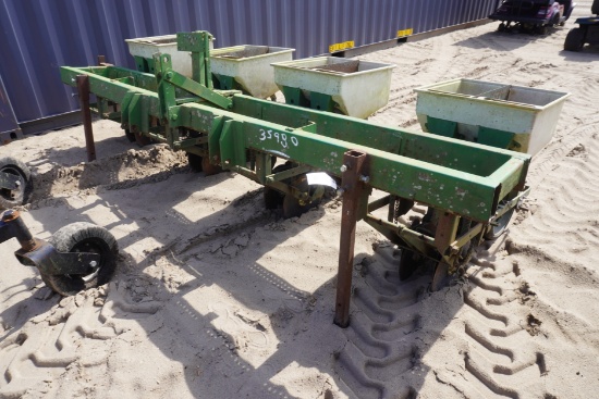 4 ROW PLANTER