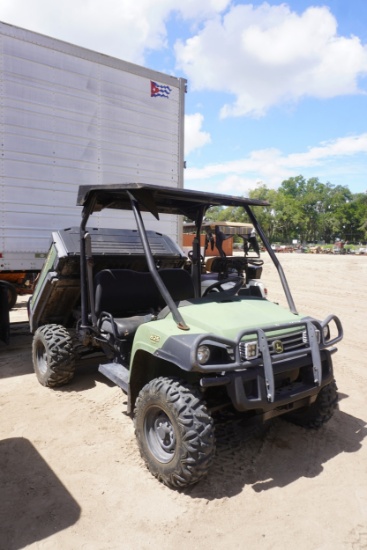 John Deere Gator 8251 4x4