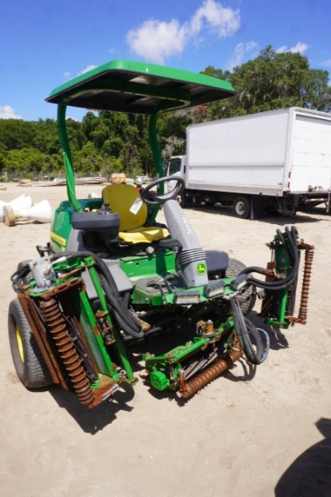 John Deere 8700