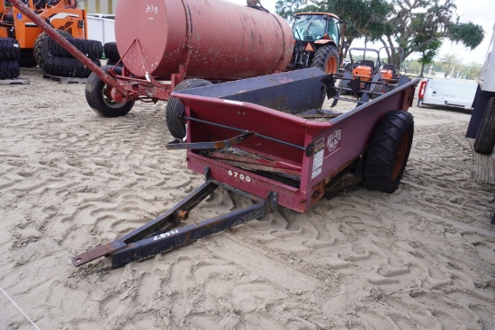 PULL TYPE MANURE SPREADER
