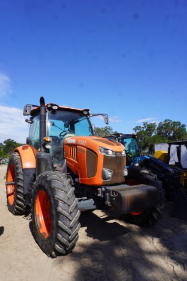 KUBOTA M7/152 CAB 4X4