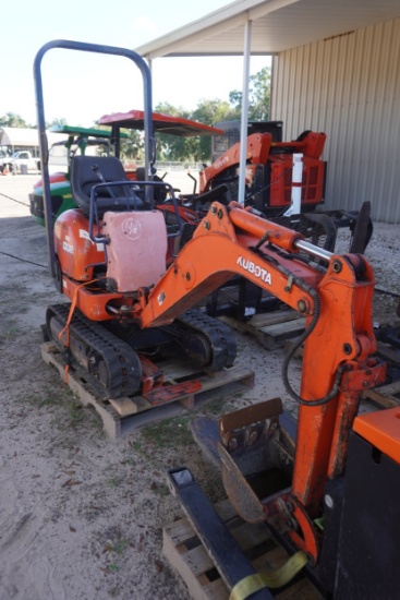Kubota Mini Backhoe