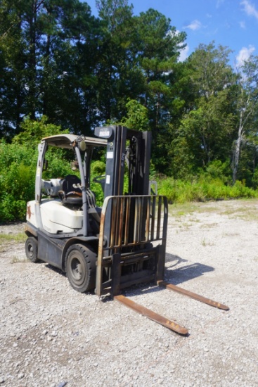 CROWN C5 FORKLIFT