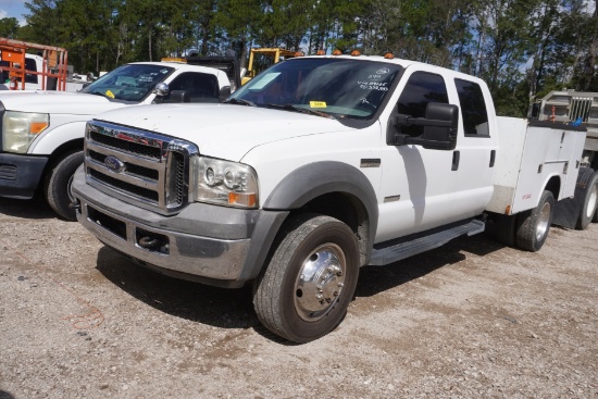 2005 Ford F550 Svc Truck