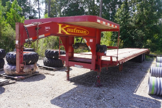 Kaufman Gooseneck Trailer