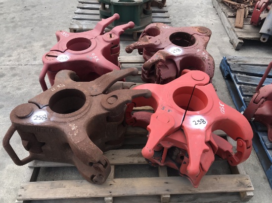 (3) WTM 5 1/2" & (1) 4 1/2" 350 Ton Center BN Drill Pipe Elevators