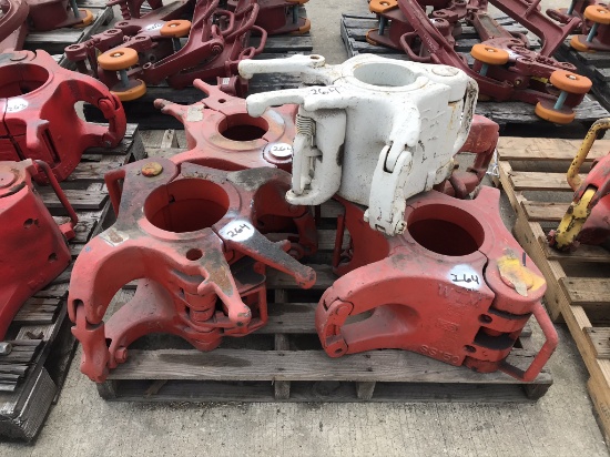 WTM & BJ (1) 7 5/8", (1) 7", (1) 6 5/8" & (2) 5 3/4" Center Latch Casing Elevators