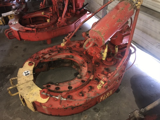Farr 13 3/8" Hydraulic Casing Tong