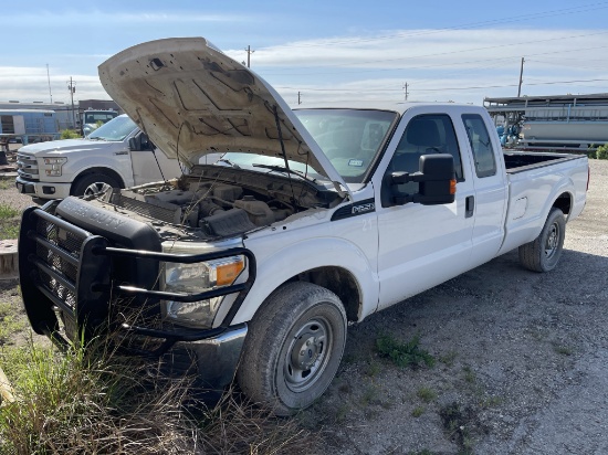 2011 Ford F250 Pickup Truck, Ext Cab, p/b Gas Engine, Automatic Transmission, P/W, P/L, 8' Bed,LT245