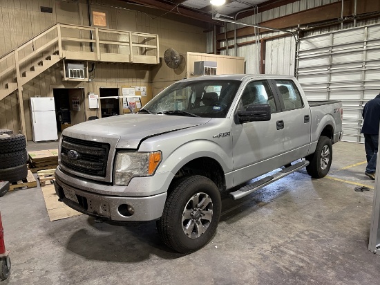 2014 Ford F150 STX Pickup Truck, Crew Cab, 4WD, p/b Gas Engine, Automatic Transmission, P/W, P/L, 6'