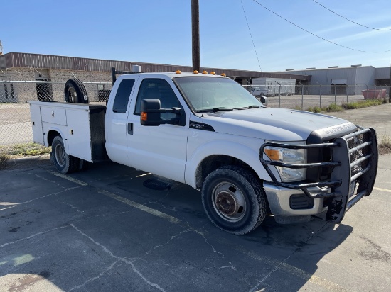 2011 Ford F350 Pickup Truck, Ext Cab, p/b Gas engine, Automatic Transmission, P/W, P/L, 9' Workbed,