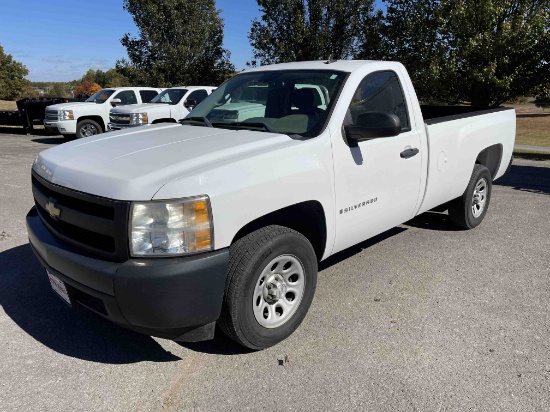 2008 Chevrolet Silverado 1500 1/2 Ton Single Cab Pick Up Truck, 8' Bed, p/b Gas Engine, VIN# 1GCEC14