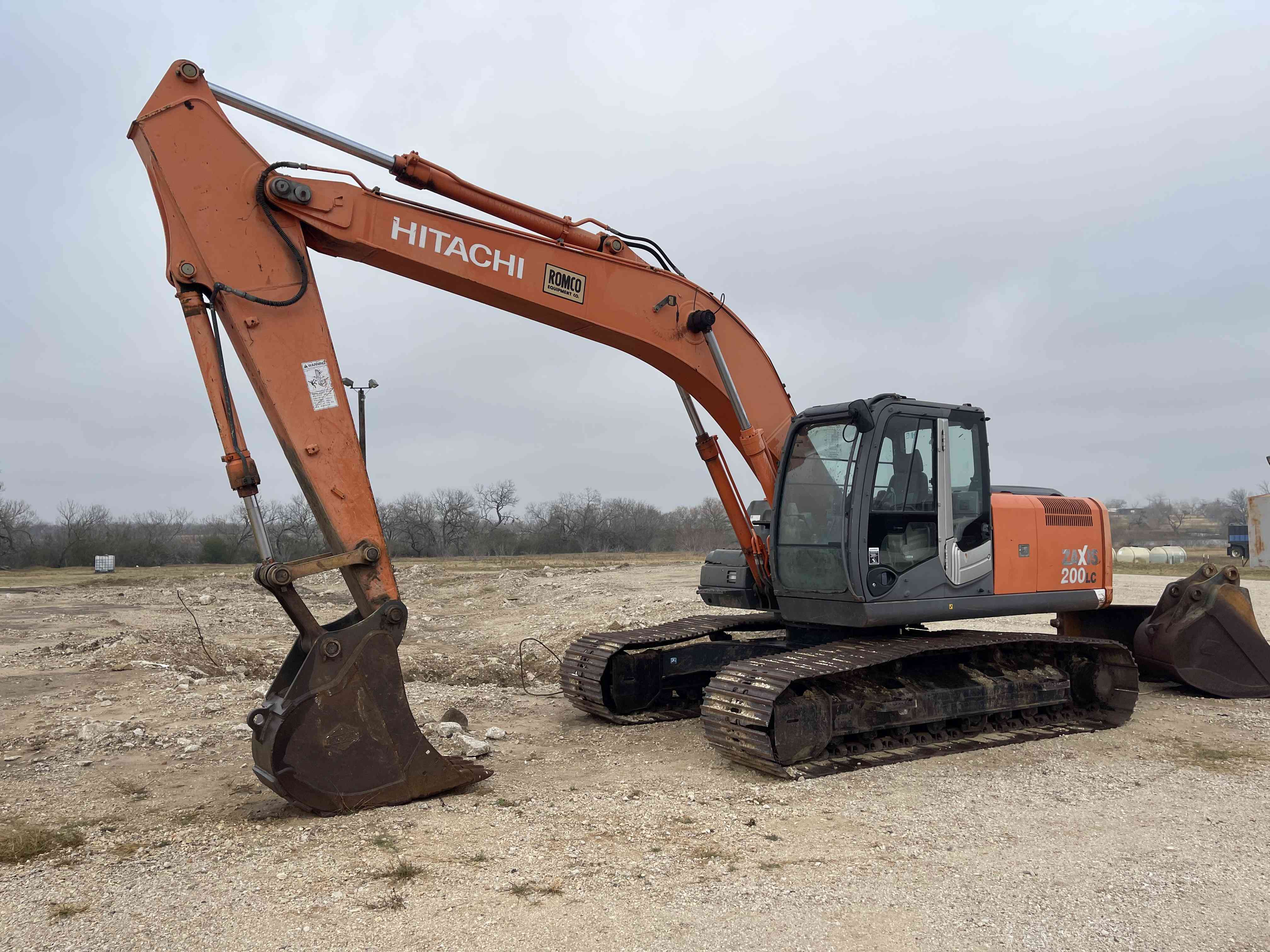 2010 Hitachi Zaxis 200LC Model ZX200 LC-3 Crawler | Proxibid 2010 Hitachi Zaxis 200LC Model ZX200 LC-3 Crawler | Proxibid