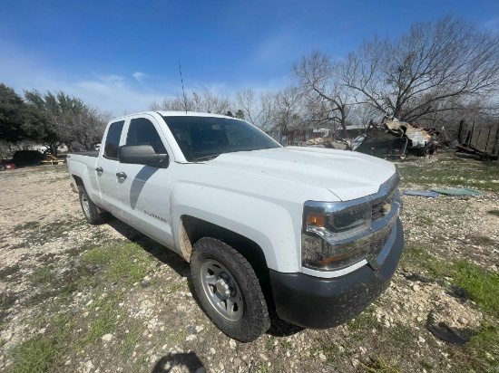 Located In Pearsall, Tx: 2019 Chevrolet Silverado 1500 Ld Double Cab Pickup Truck, 4x4