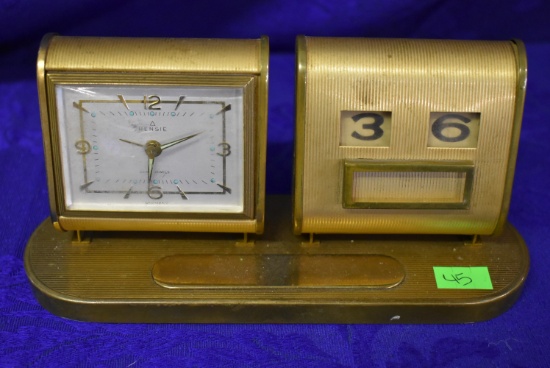 RENISE SEVEN JEWELS DESK CLOCK!