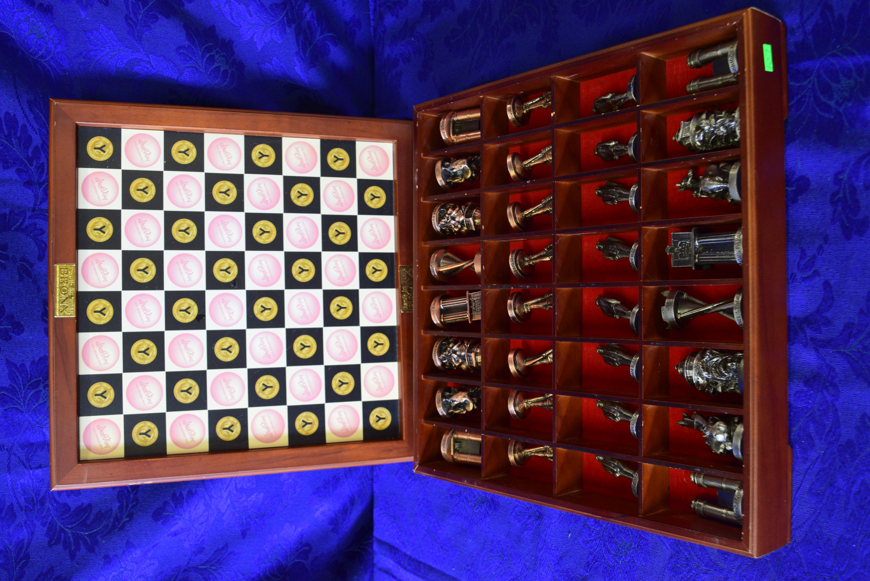Sold at Auction: Louis Vuitton, Louis Vuitton Monogram Chess