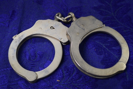 WAR TIME HANDCUFFS WITH CASE!