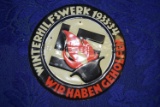WINTERHILFSWERK 1933-34 WIR HABEN GEHOLFEN BADGE!