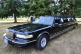 1997 TOWN CAR LIMO