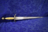 SNOW WHITE AND THE HUNTSMAN SWORD!!