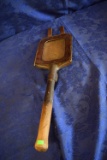 WWII SOVIET ENTRENCHING TOOL!