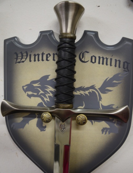 WINTER COMING GAME OF THRONES! SWORD!