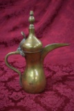 VINTAGE DAHLLAH STYLE COFFEE POT!