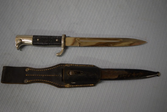 EXCEPTIONAL WWII FIREMANS DAGGER!