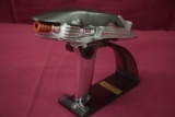 AMAZING STAR TREK ENTERPRISE STUNT PHASER REPLICA!