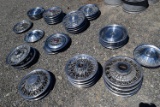 60s/70s COLLECTOR HUBCAPS !