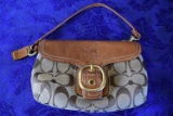 COACH LEATHERWARE WRISTLET!