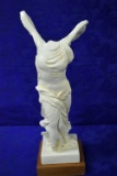 VICTORY OF SAMOTHRACE SCULPTURE!