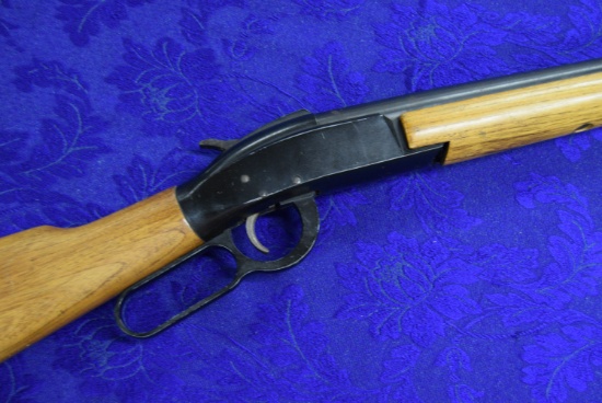 FIREARM/GUN ITHICA M-66! S579
