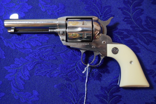 FIREARM/GUN RUGER VAQUERO!! H 1670