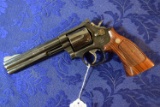 FIREARM/GUN S&W 586-3 H- 1702