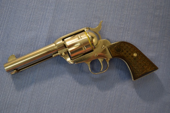 FIREARM/GUN RUGER VAQUERO!! H1786