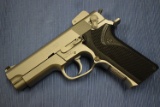 S & W 40006!!! H