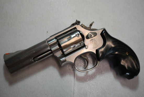 FIREARM/GUN S&W 686-4!!! H2