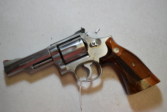 FIREARM/GUN S&W 66-1 H 52