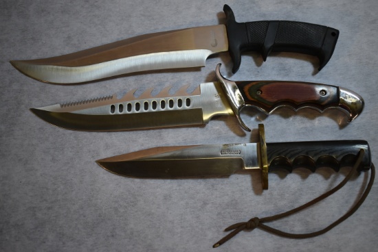 COLLECTOR KNIVES!!! 32, 18, 37,