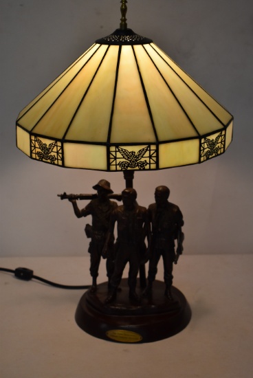 THREE SERVICEMEN LAMP!!