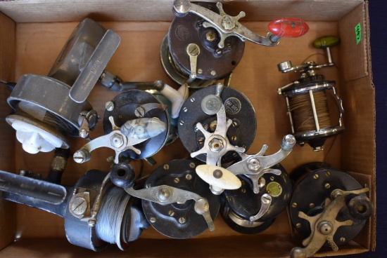 VINTAGE FISHING REEL LOT!!
