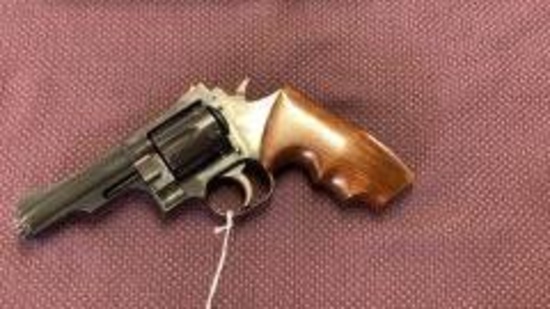FIREARM/GUN DAN WESSON D-11 11 H