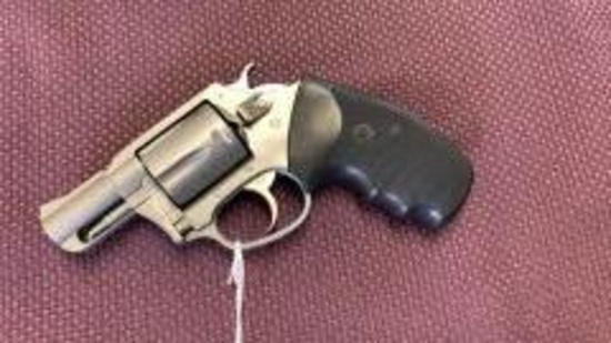 FIREARM/GUN CHARTER ARMS .32 H&R MAG!! 12 H217