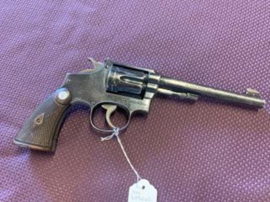 FIREARM/GUN S&W REVOLVER!! H152
